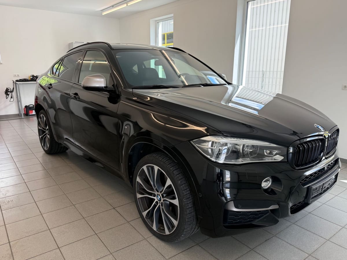 BMW X6 M50 d foto 2