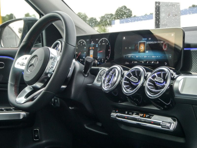 Mercedes-Benz GLB 220 d AMG NIGHT AHK KAMERA PANO SPUR PDC SHD foto 5