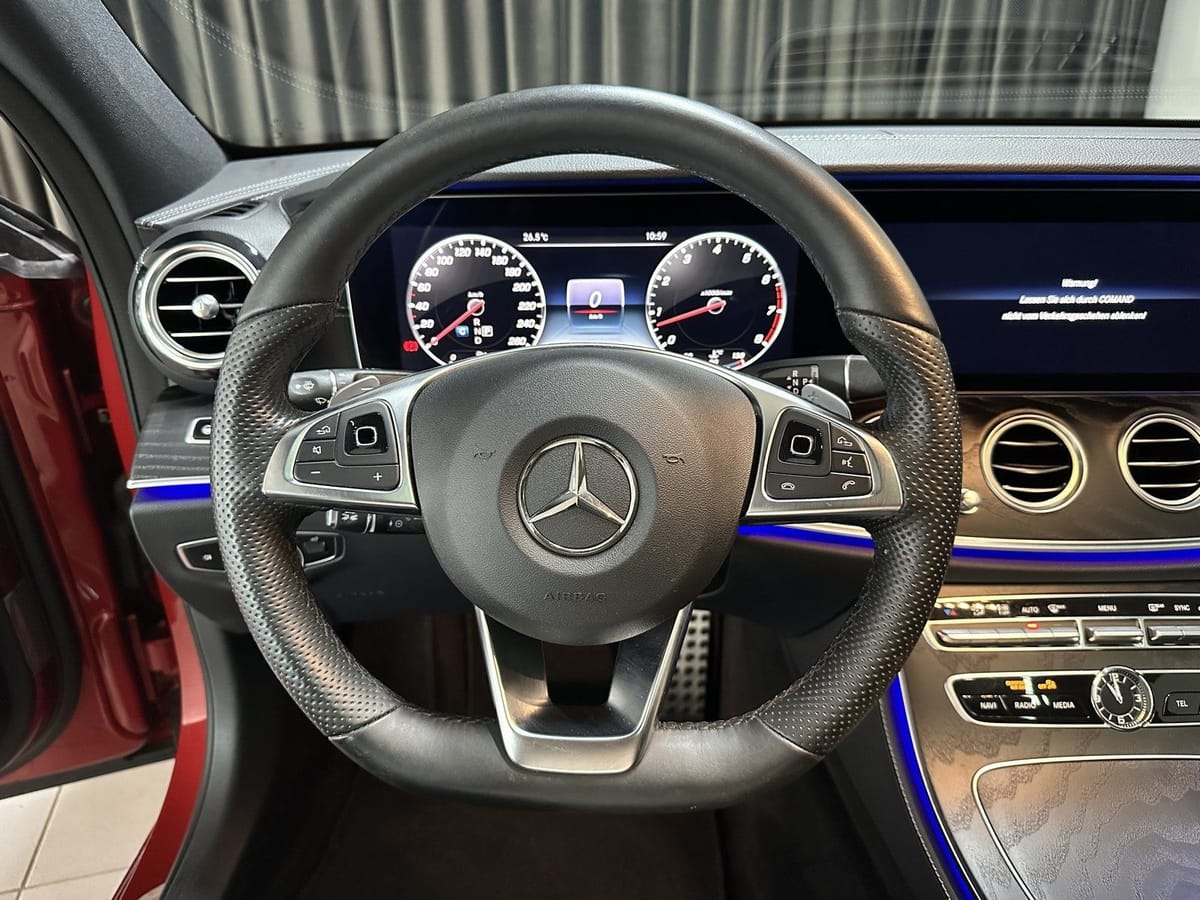 Mercedes-Benz E 400 4M AMG Night GlasSD Dist 360° MuBeam Coman foto 5