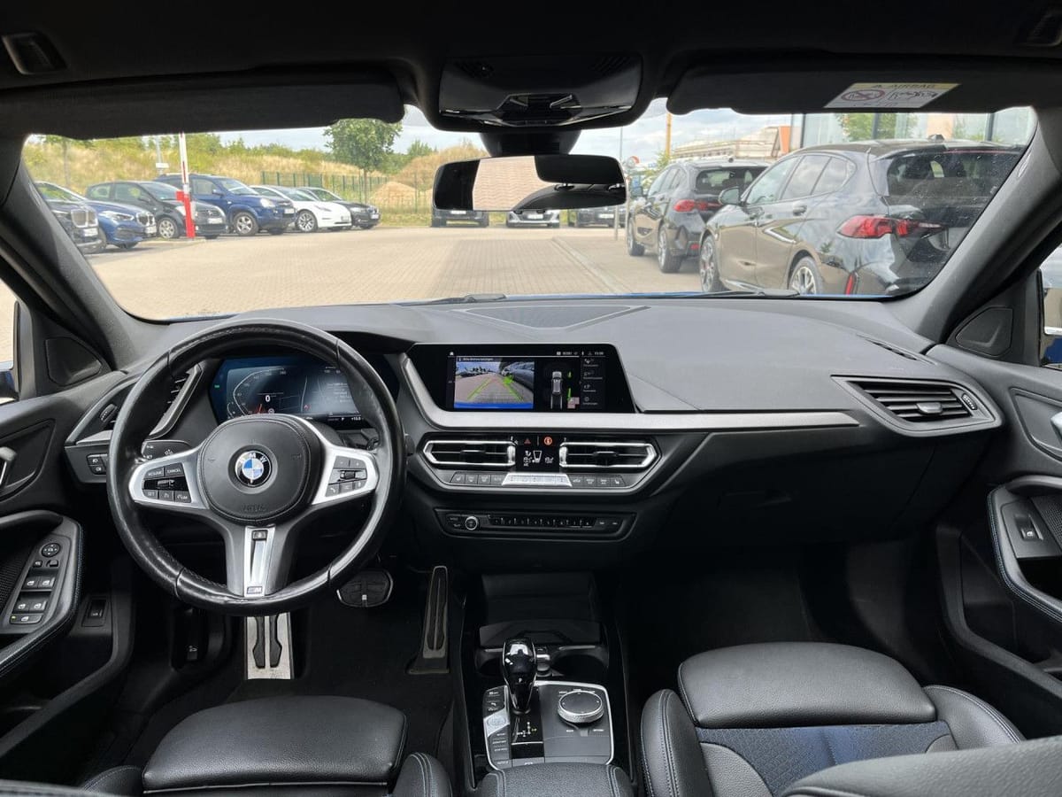 BMW 120i Modell M Sport HUD RFK LED Wireless HiFi foto 17