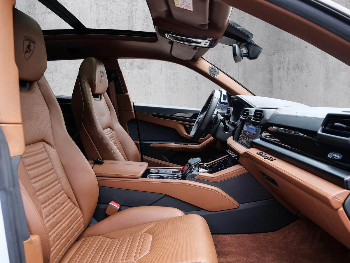 Lamborghini Urus SE Bianco Sapphirus, Panoramic Roof foto 12