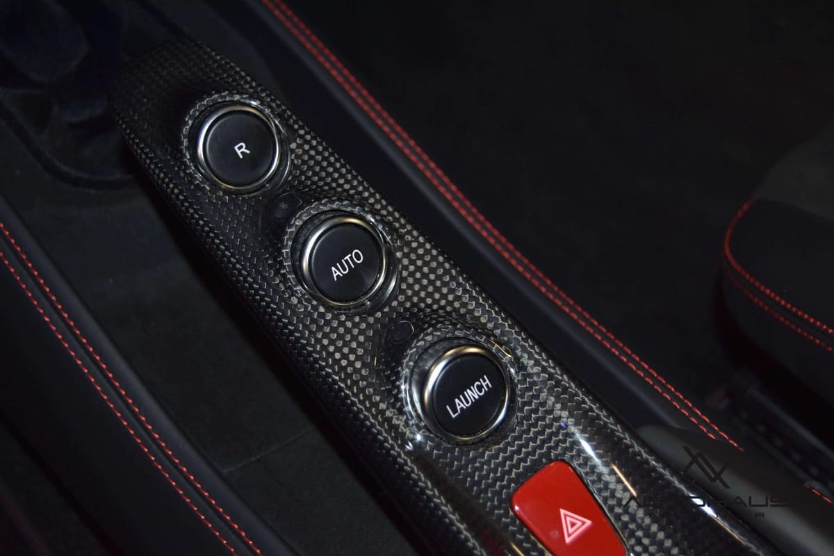Ferrari F8 Tributo RACINGSEATS LIFT CARBON PASSENGERDISP foto 25