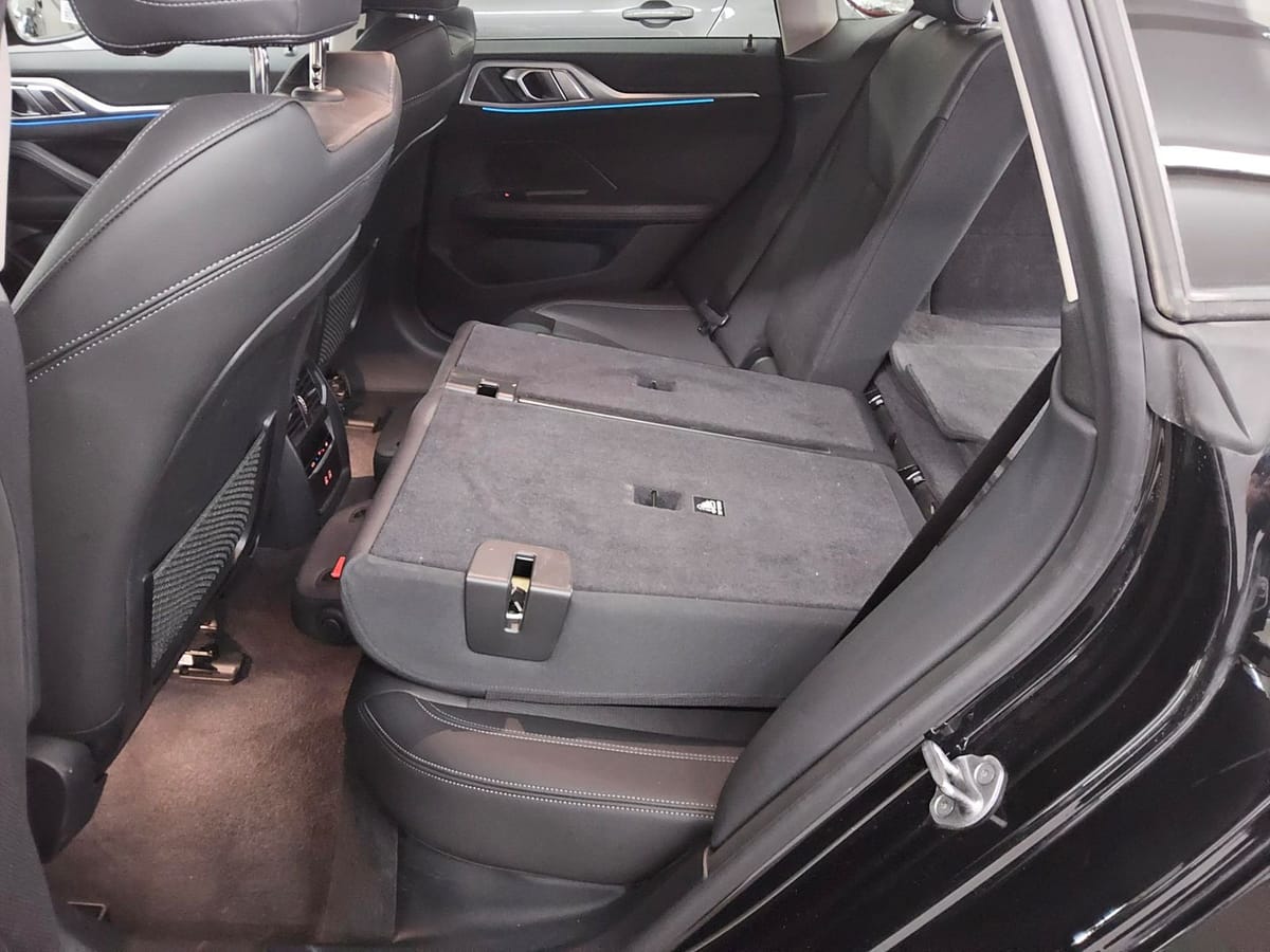 BMW i4 eDrive40 LED SPORTSITZE SHZ PDC KAMERA foto 13