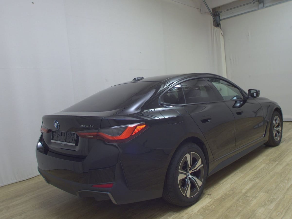 BMW i4 eDrive40 LED SPORTSITZE SHZ PDC KAMERA foto 4