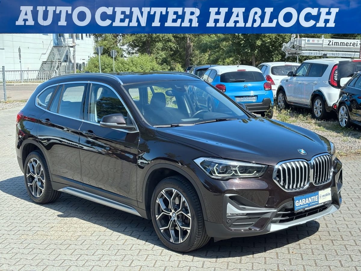 BMW X1 sDrive 18 d xLine Auto Pano LED 1-Hand S-Heft foto 3