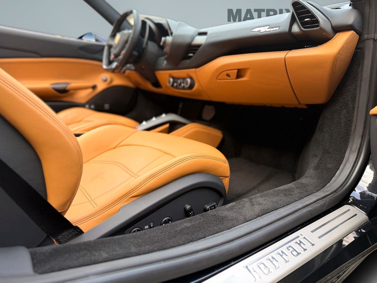 Ferrari 488 Spider Carbon LIFT Camera German Spec. foto 12
