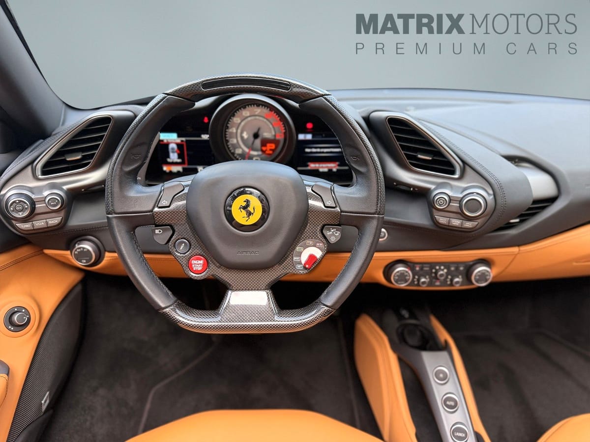 Ferrari 488 Spider Carbon LIFT Camera German Spec. foto 3