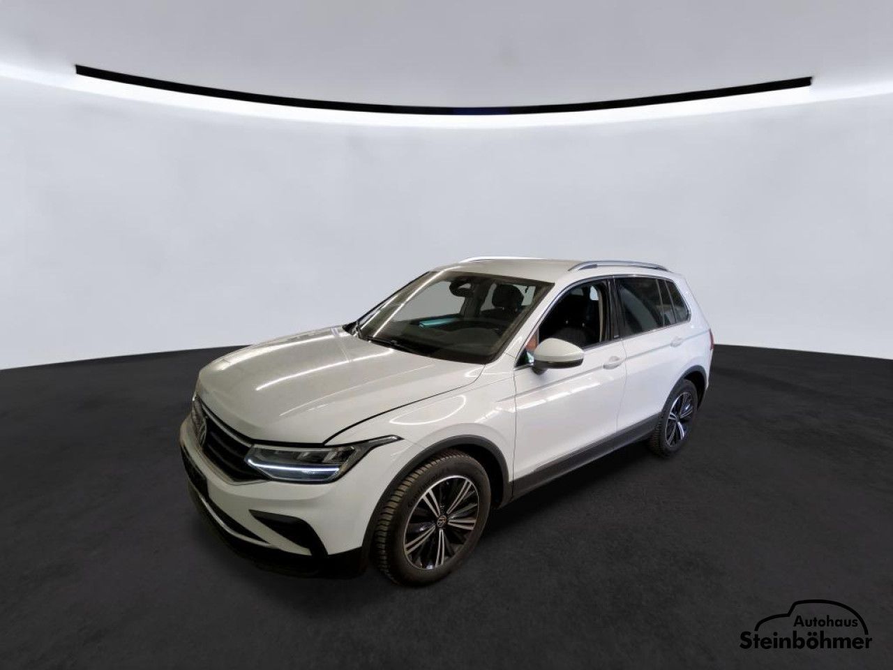 Volkswagen Tiguan Move 1.5TSI DSG LED NAV AHK ACC RearView foto 3