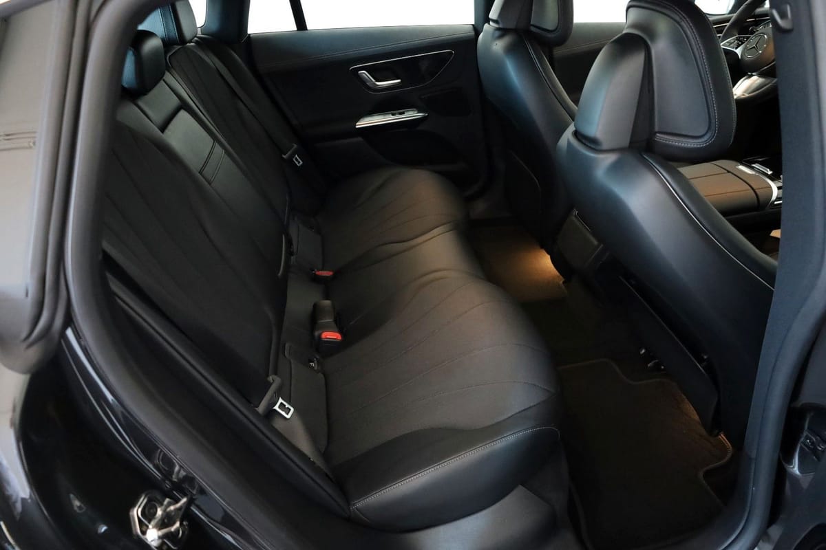 Mercedes-Benz EQE 300,Leder Navi LED SH Kamera Keyless Carplay foto 6