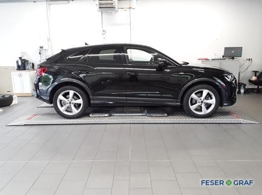 Audi Q3 Sportback 40 TFSI qu S Line Matrix Navi SONO foto 5