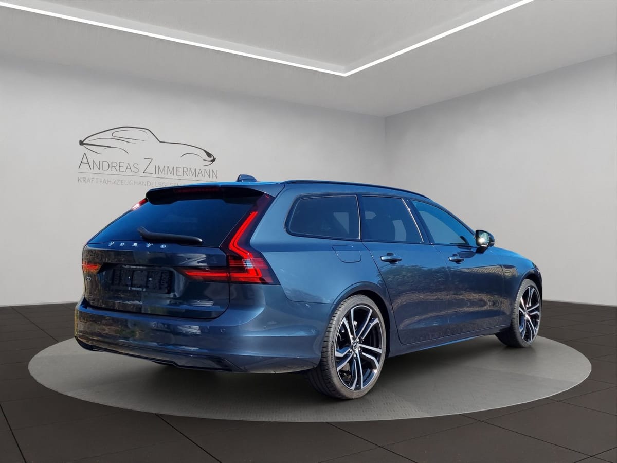 Volvo V90 B6 R-Design AWD XENIUM PANO WINTER PRO 4C BW foto 5