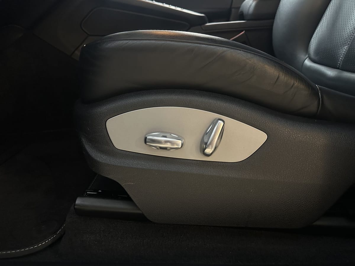 Porsche Macan S Leder LED PCM PSM LEDER HIFI Sport Taste foto 22