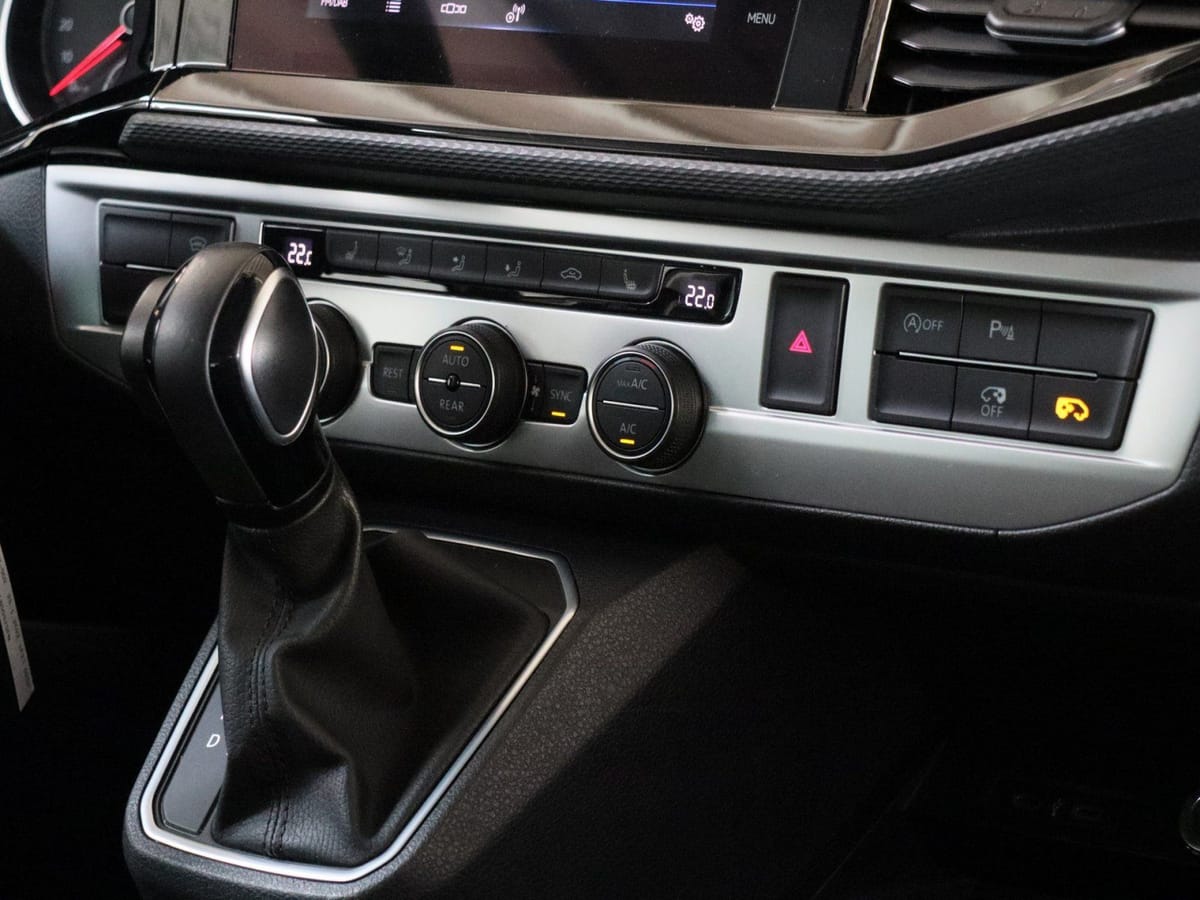 Volkswagen T6.1 Multivan 2.0 TDI 4M STHZG Kamera Navi foto 8
