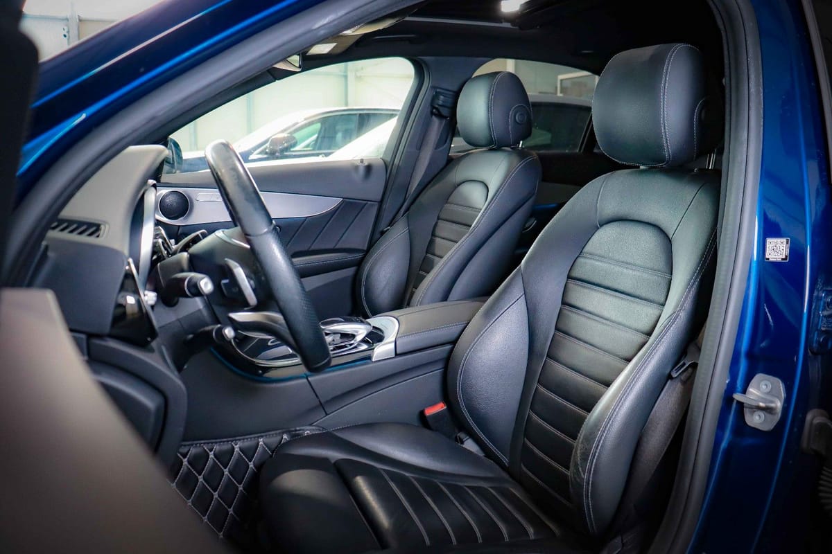 Mercedes-Benz C300 AMG PANO*LED*COMAND*NIGHT*KAMERA*STANDHEIZU foto 16