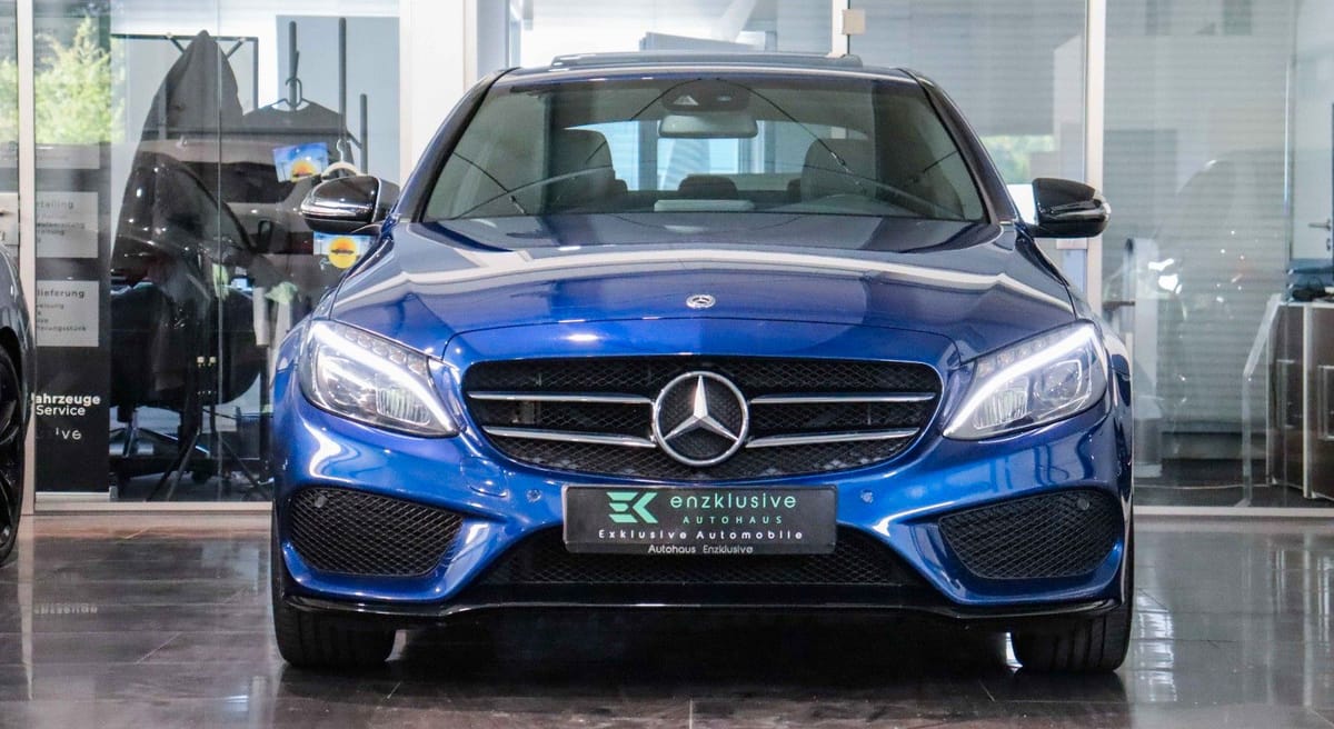 Mercedes-Benz C300 AMG PANO*LED*COMAND*NIGHT*KAMERA*STANDHEIZU foto 3