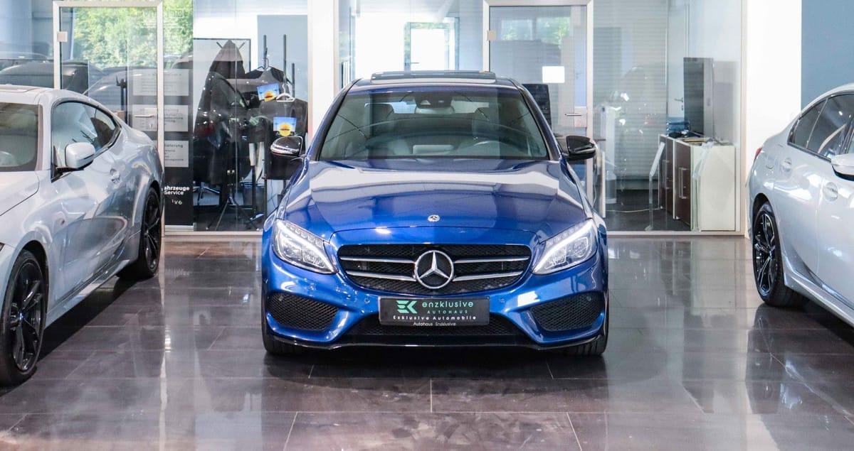 Mercedes-Benz C300 AMG PANO*LED*COMAND*NIGHT*KAMERA*STANDHEIZU foto 4