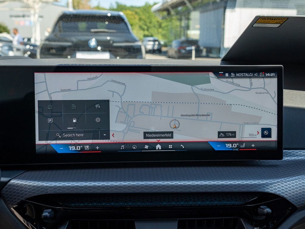BMW 340i Touring xDrive M-Sport Pro PANO AHK HUD foto 14