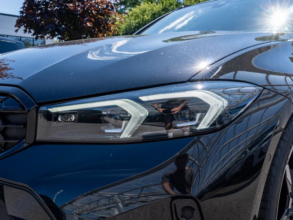 BMW 340i Touring xDrive M-Sport Pro PANO AHK HUD foto 22