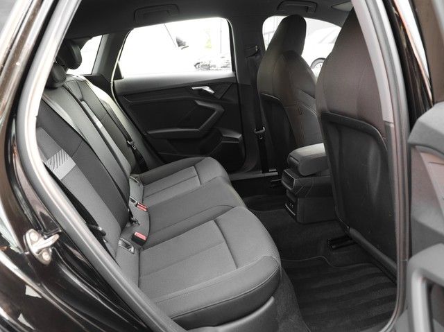 Audi A3 Sportback 40 TDI quattro Advanced Navi PDC G foto 4