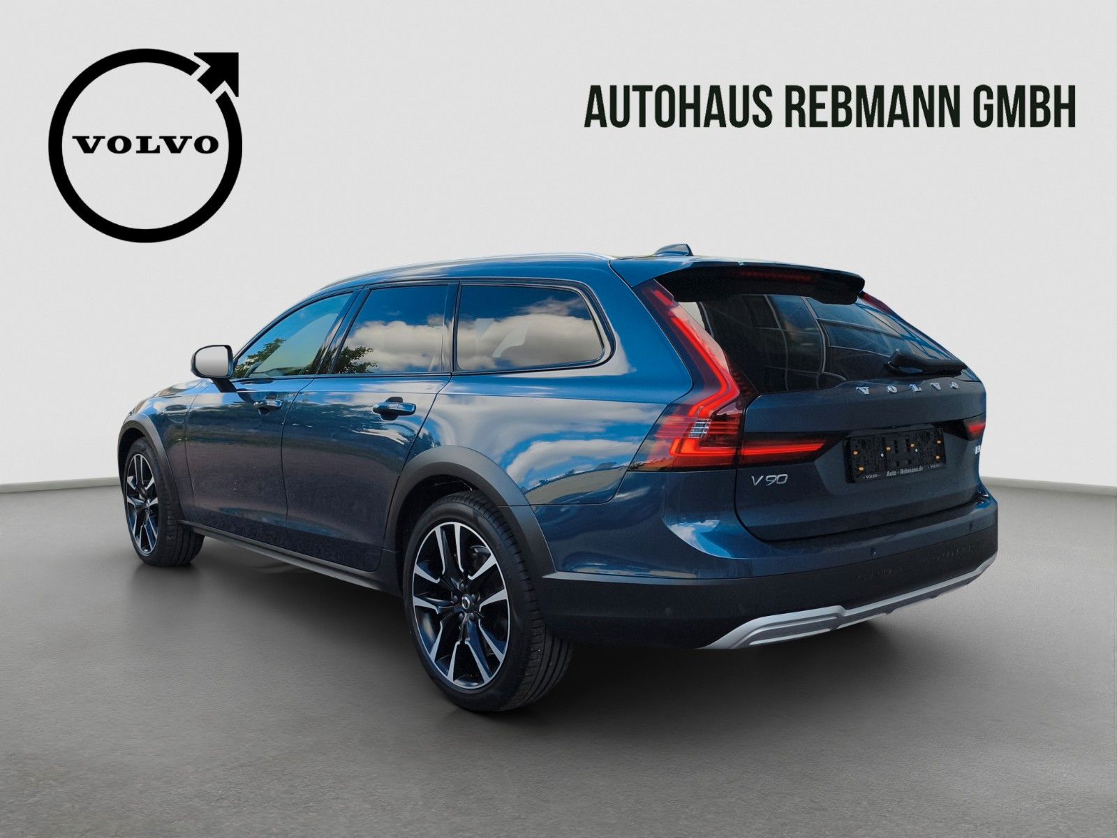 Volvo V90 Cross Country B5 Ultimate AWD foto 4