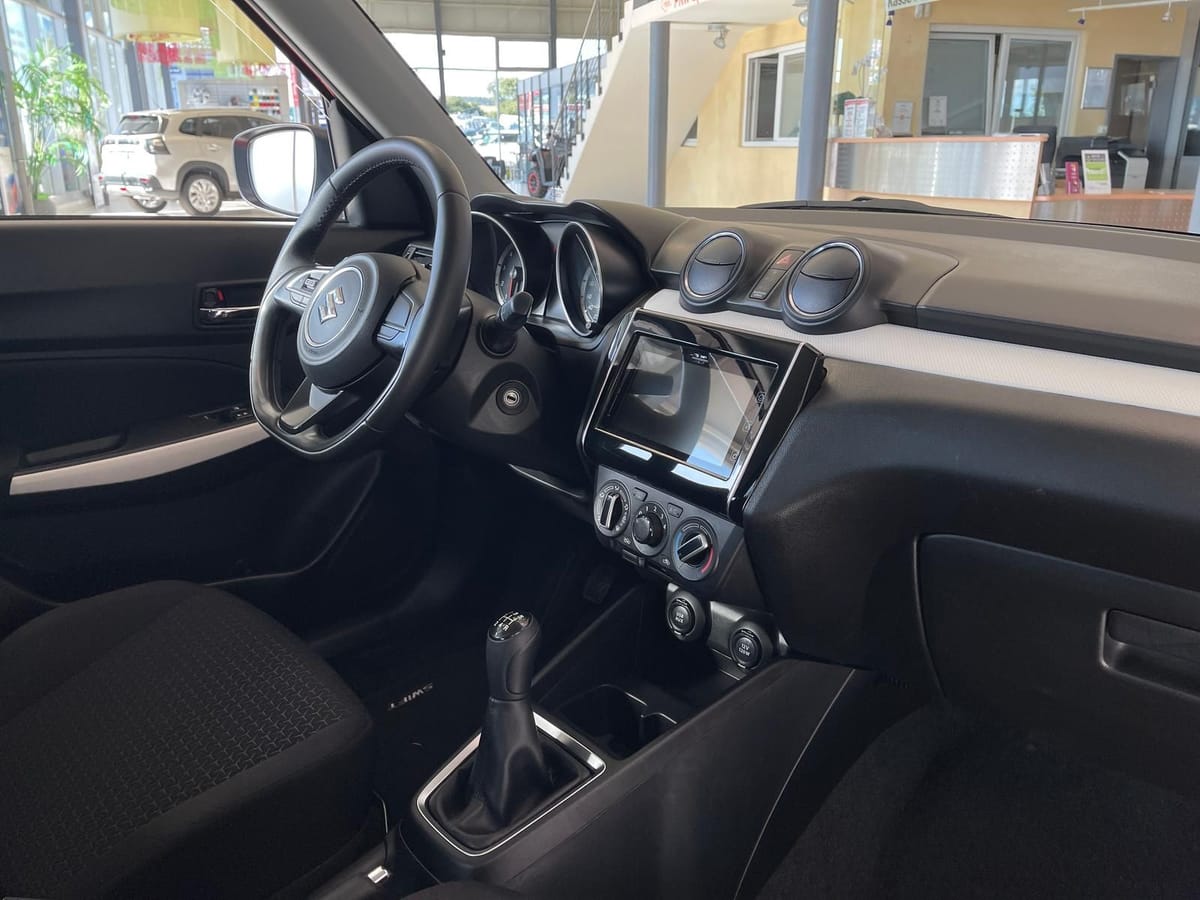 Suzuki Swift 1.2 Comfort 4x4+Klima+Touch+Kamera+Alu+uvm foto 14