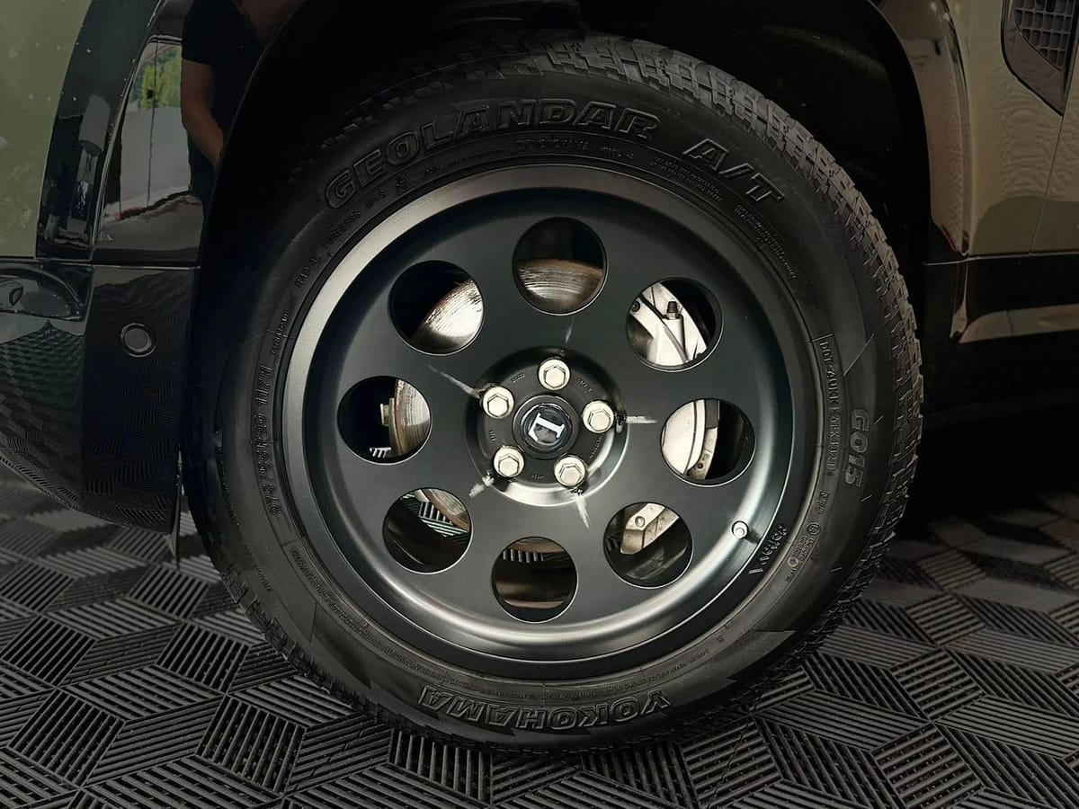 Land Rover Defender D300 110 X-DYNAMIC HSE AWD MERIDIAN#1HD foto 12