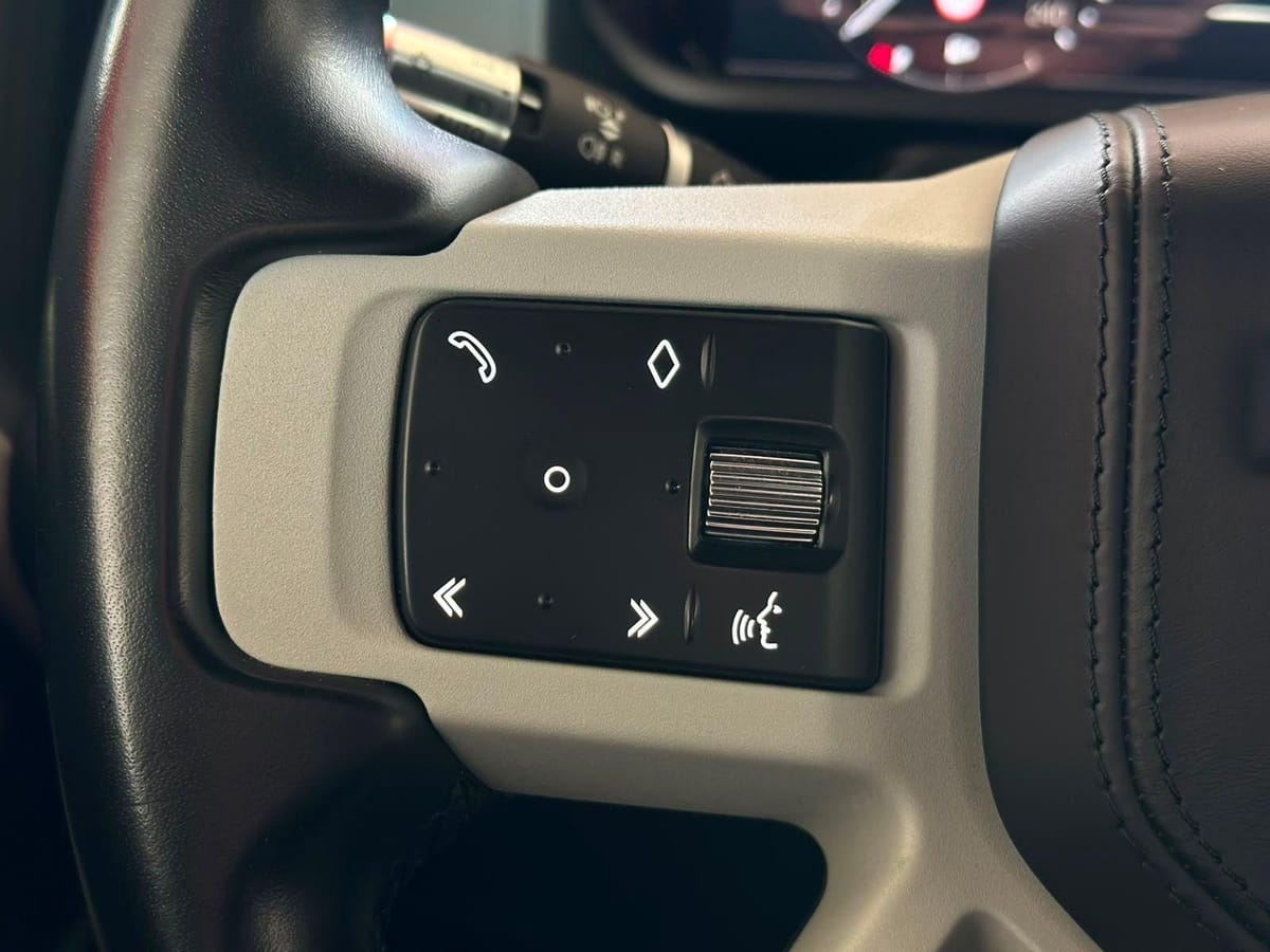 Land Rover Defender D300 110 X-DYNAMIC HSE AWD MERIDIAN#1HD foto 16
