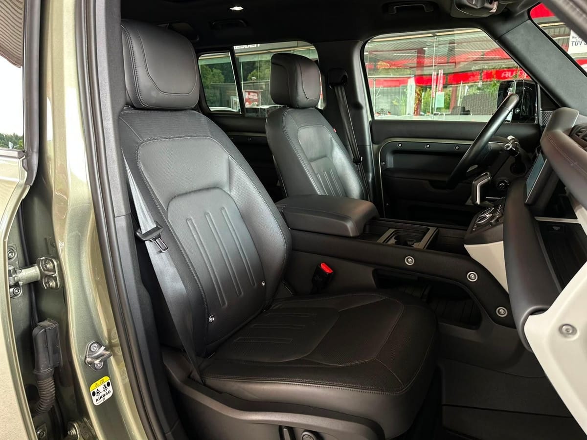 Land Rover Defender D300 110 X-DYNAMIC HSE AWD MERIDIAN#1HD foto 25