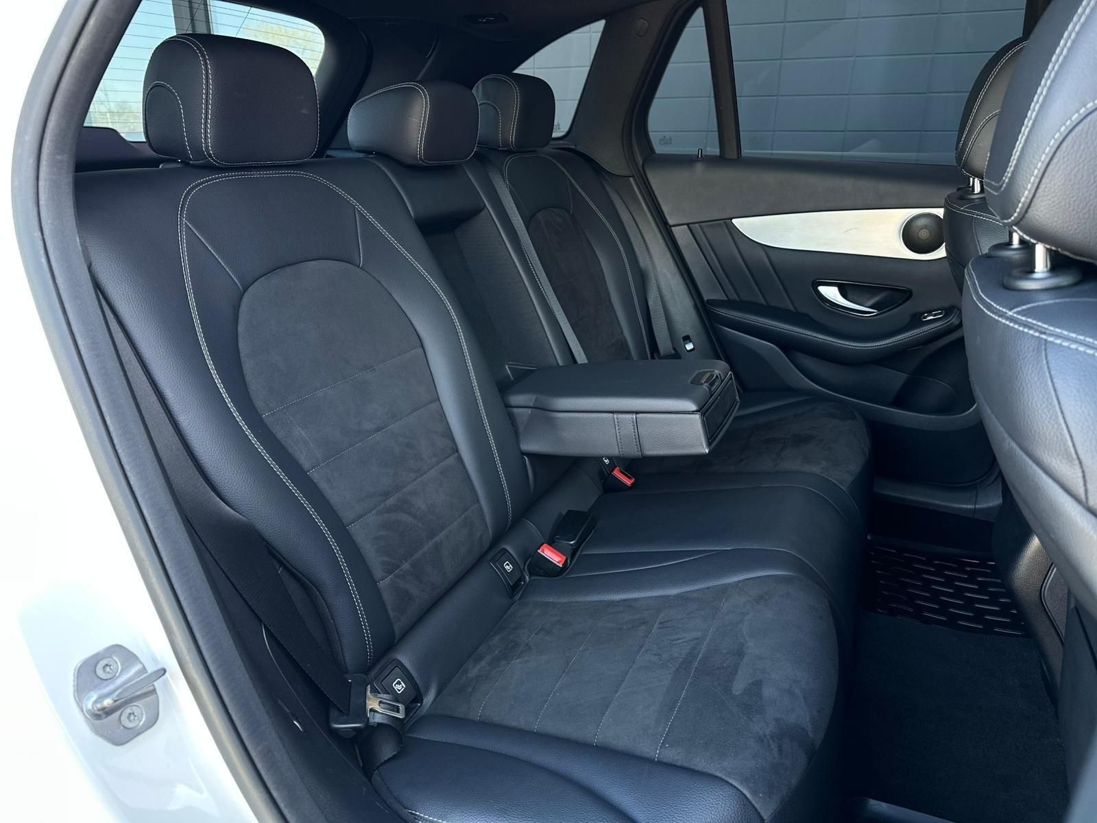 Mercedes-Benz GLC250d AMG 4M NIGHT PANO SHZ KEYLESS LED AHK foto 16