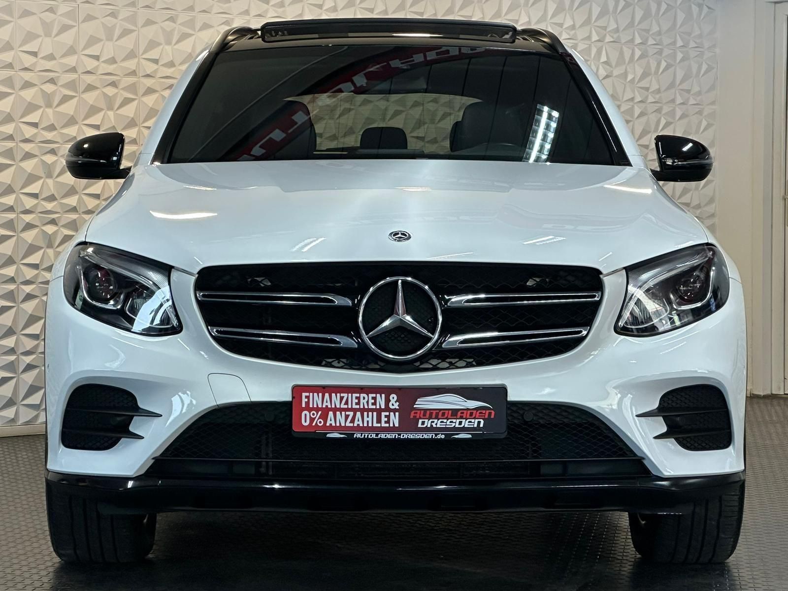 Mercedes-Benz GLC250d AMG 4M NIGHT PANO SHZ KEYLESS LED AHK foto 3