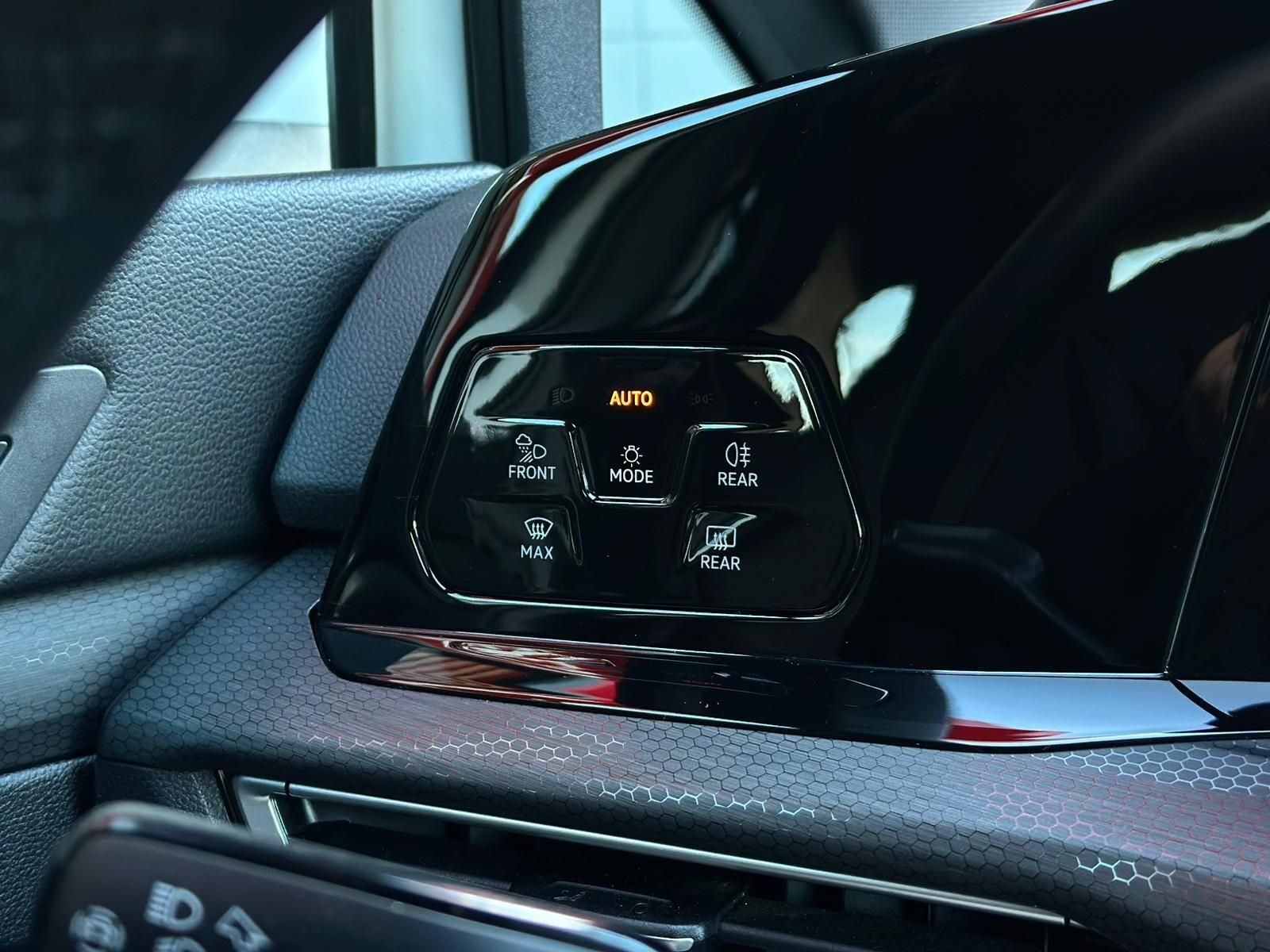 Volkswagen Golf 2.0TSI GTI HUD#H&K#MATRIX#LH#KEYL#ACC#CAM foto 19