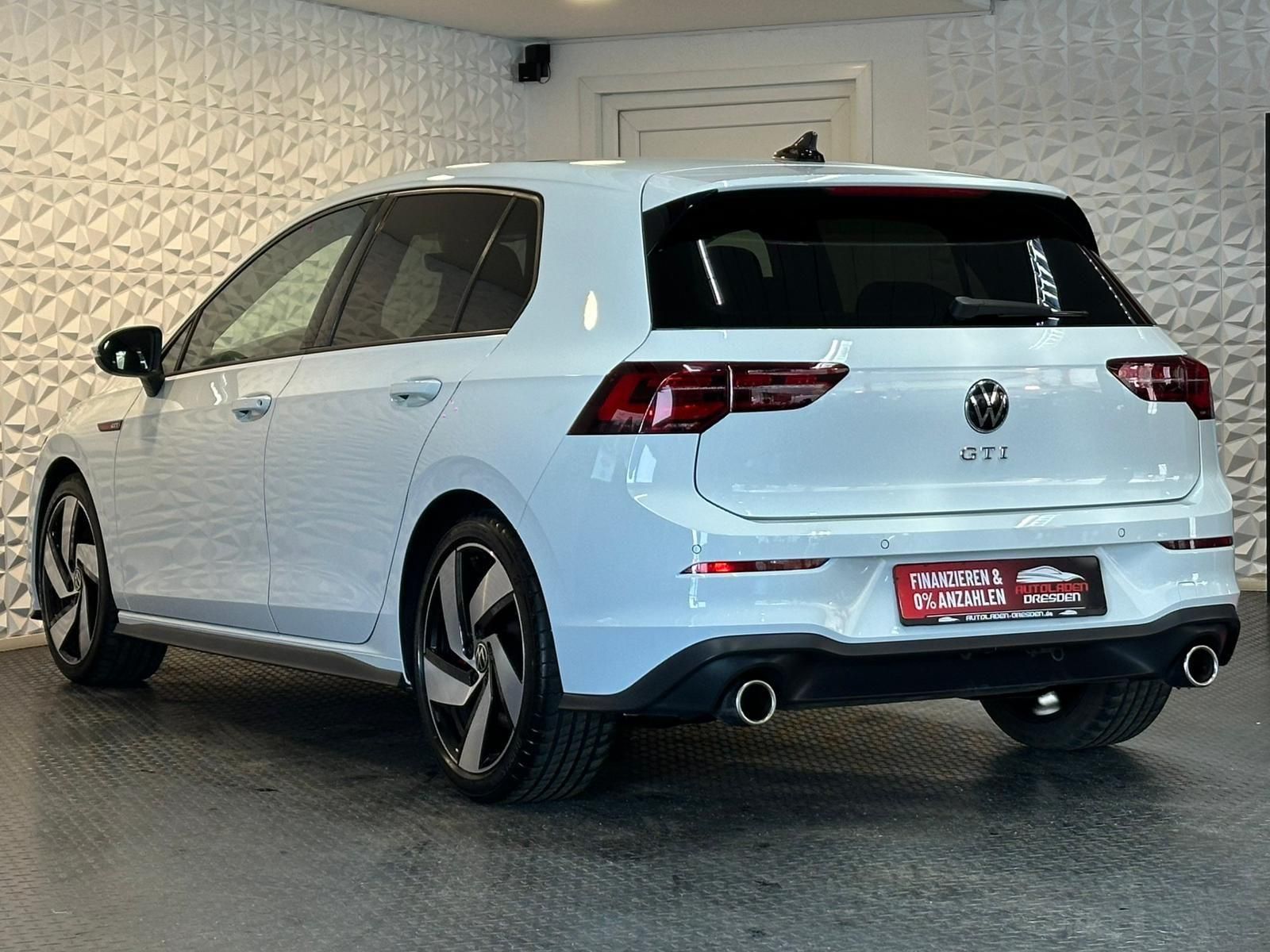 Volkswagen Golf 2.0TSI GTI HUD#H&K#MATRIX#LH#KEYL#ACC#CAM foto 5