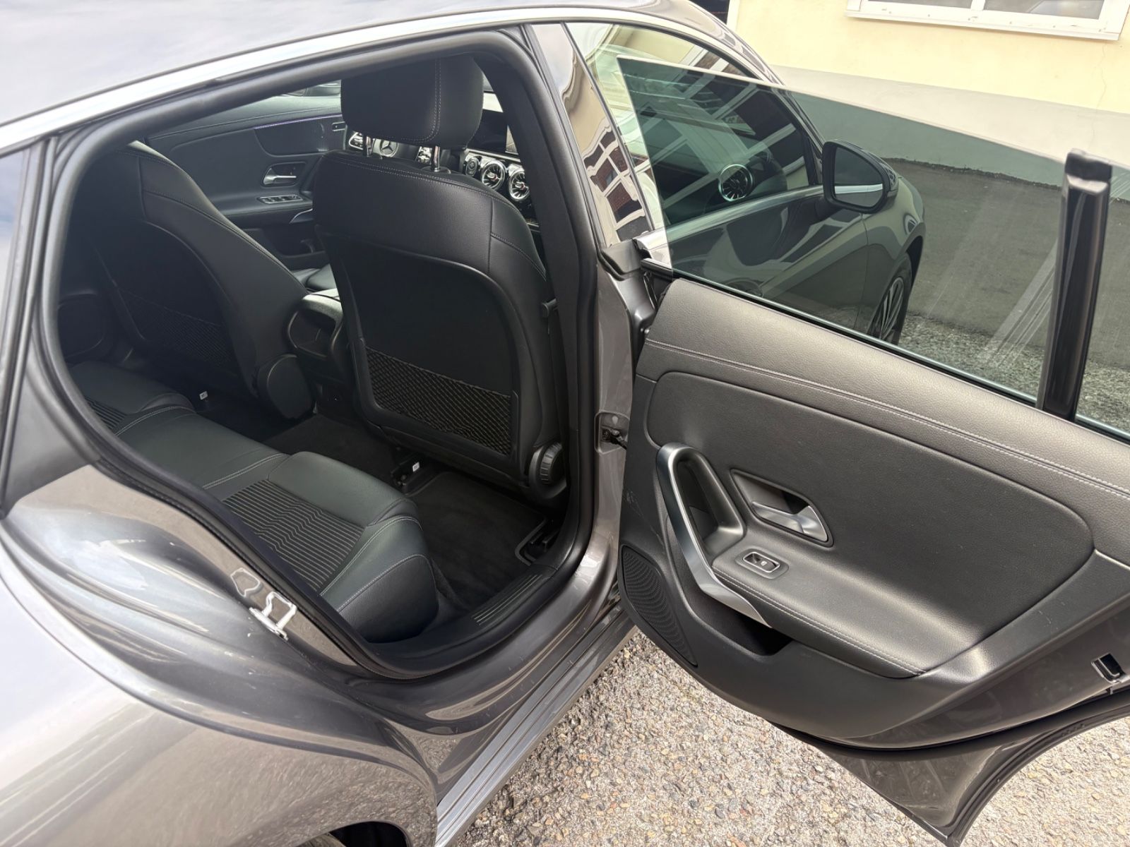 Mercedes-Benz CLA SB 200 d Ambiente/Navi/Kamera foto 17