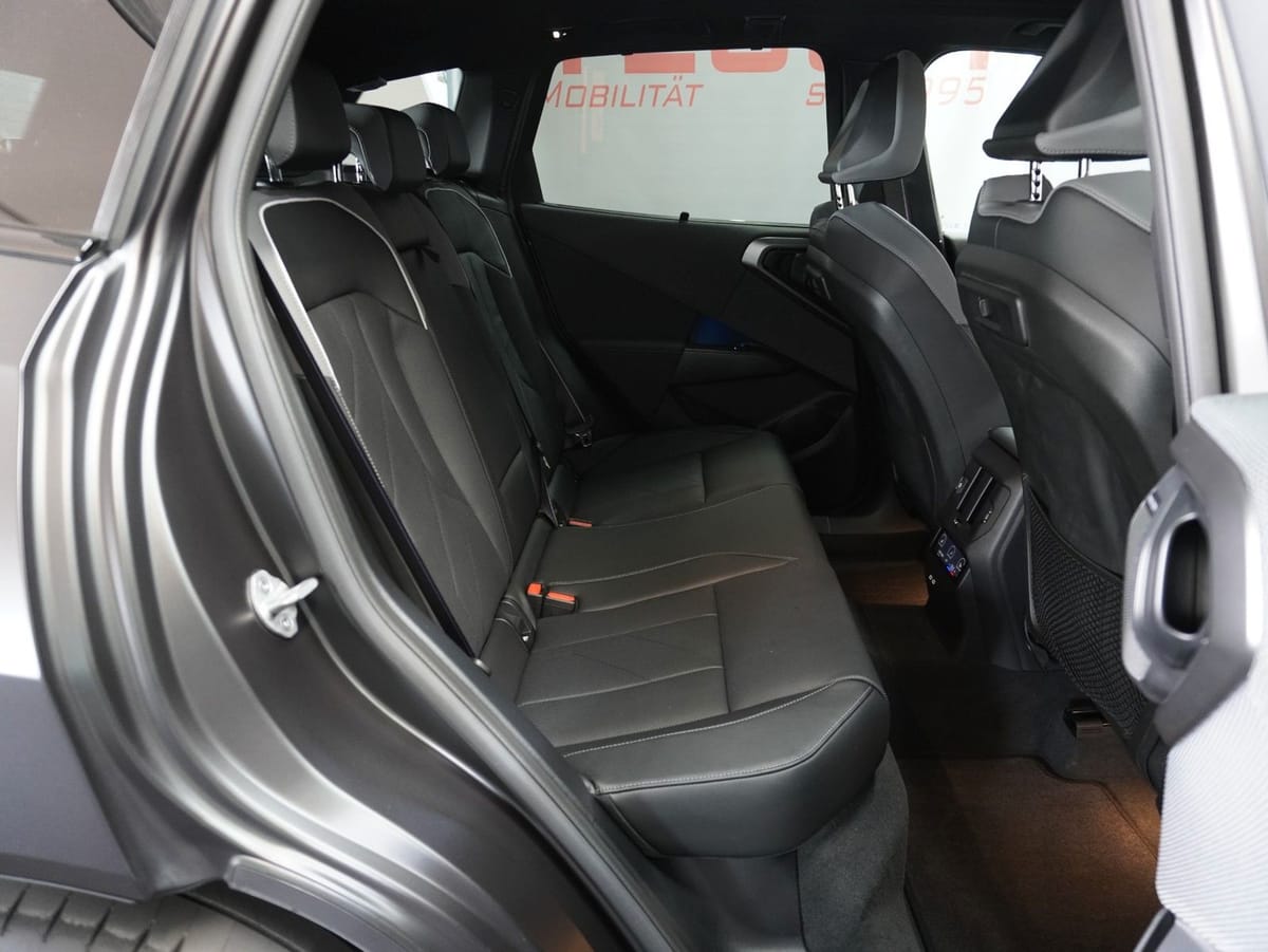 BMW X3 M50 xDrive HARMAN STANDHZ PANO 21 foto 11