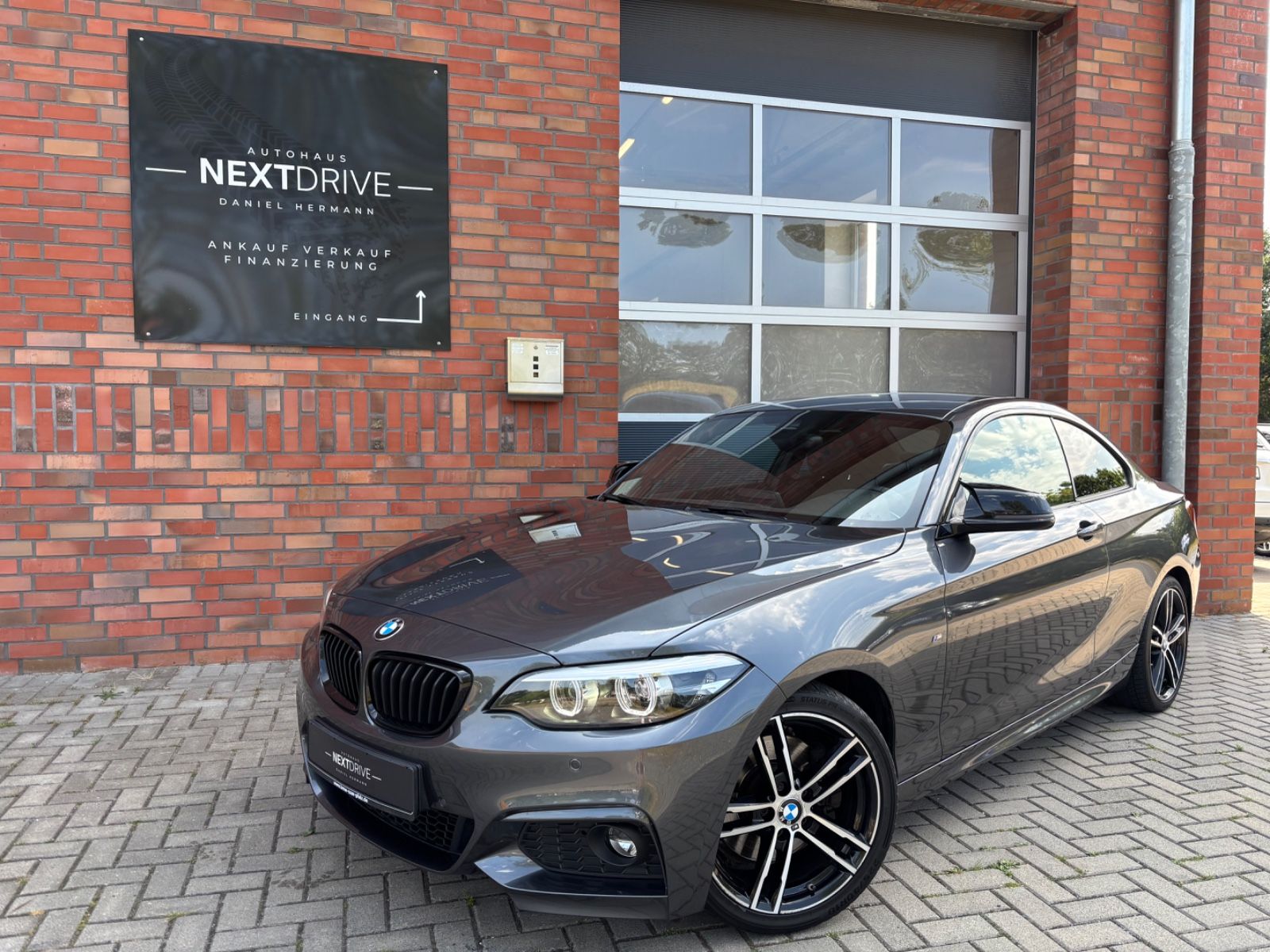 BMW 230i Coupe *M-Sport*Sp.Aut.HiFi*DEUTSCH