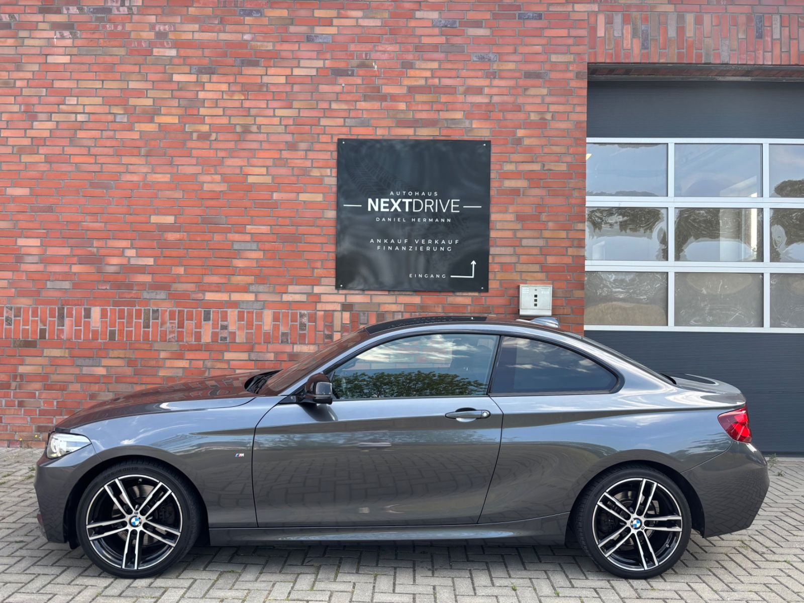BMW 230i Coupe *M-Sport*Sp.Aut.HiFi*DEUTSCH foto 2