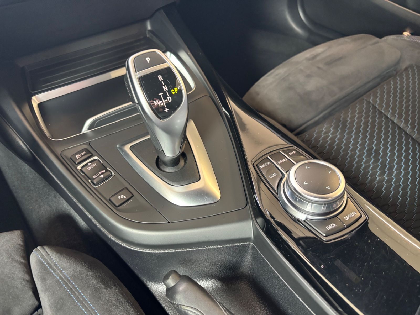 BMW 230i Coupe *M-Sport*Sp.Aut.HiFi*DEUTSCH foto 18