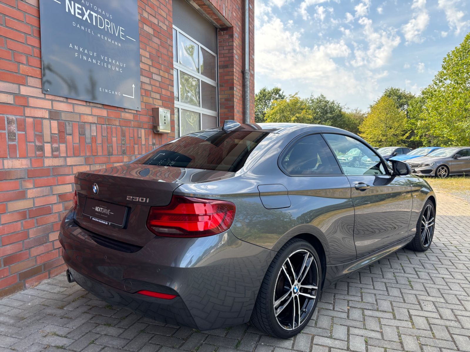 BMW 230i Coupe *M-Sport*Sp.Aut.HiFi*DEUTSCH foto 8