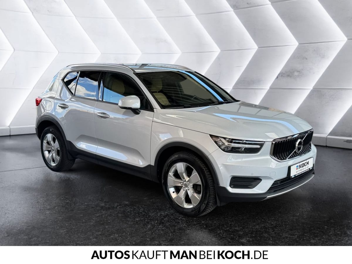 Volvo XC40 D4 AWD Momentum Pro LED NAVI LEDER H K AHK! foto 6