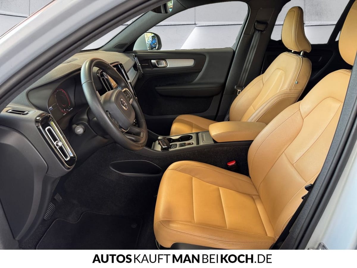 Volvo XC40 D4 AWD Momentum Pro LED NAVI LEDER H K AHK! foto 7