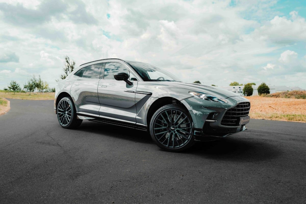 Aston Martin DBX 707 Keramik+Carbon+Pano foto 2
