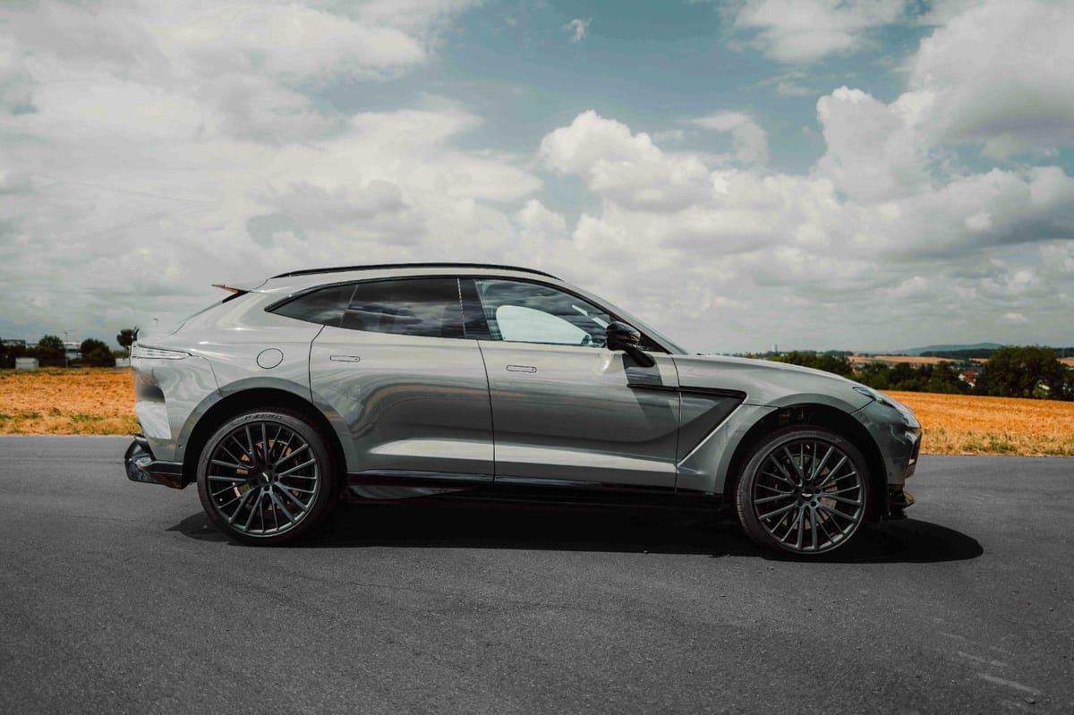 Aston Martin DBX 707 Keramik+Carbon+Pano foto 5