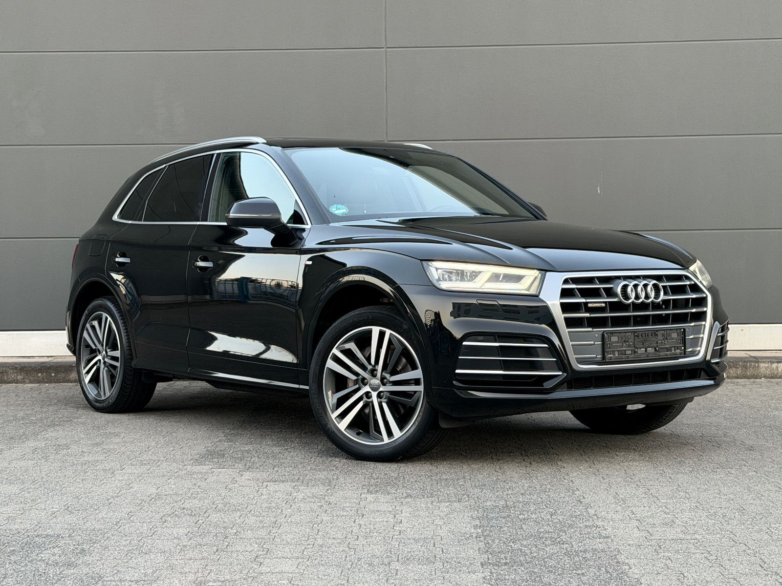 Audi Q5 40 TDI quattro 3x S line *Panorama* Rkam AHK foto 3