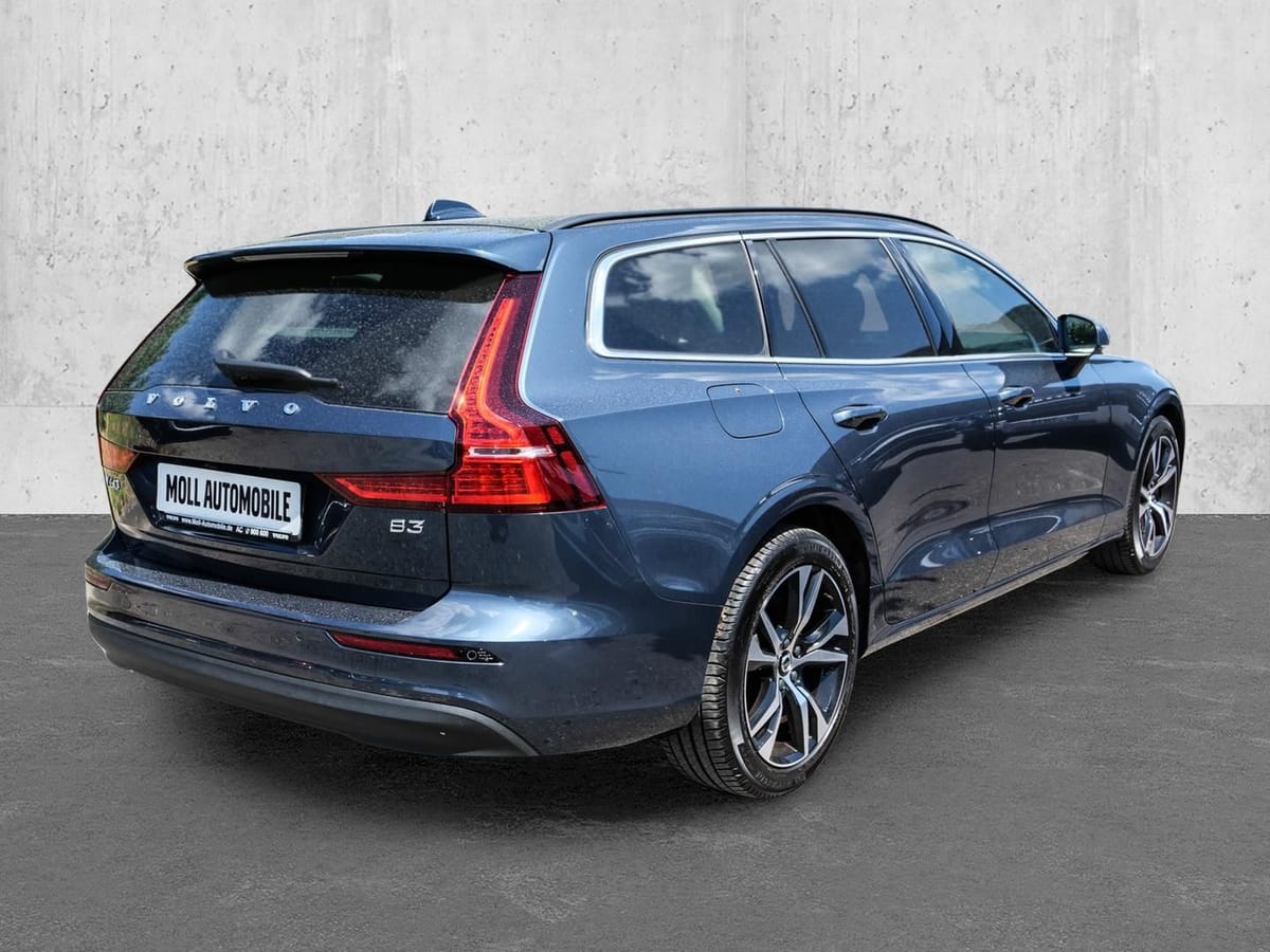 Volvo V60 Kombi Core Digitales Cockpit Soundsystem LED foto 2