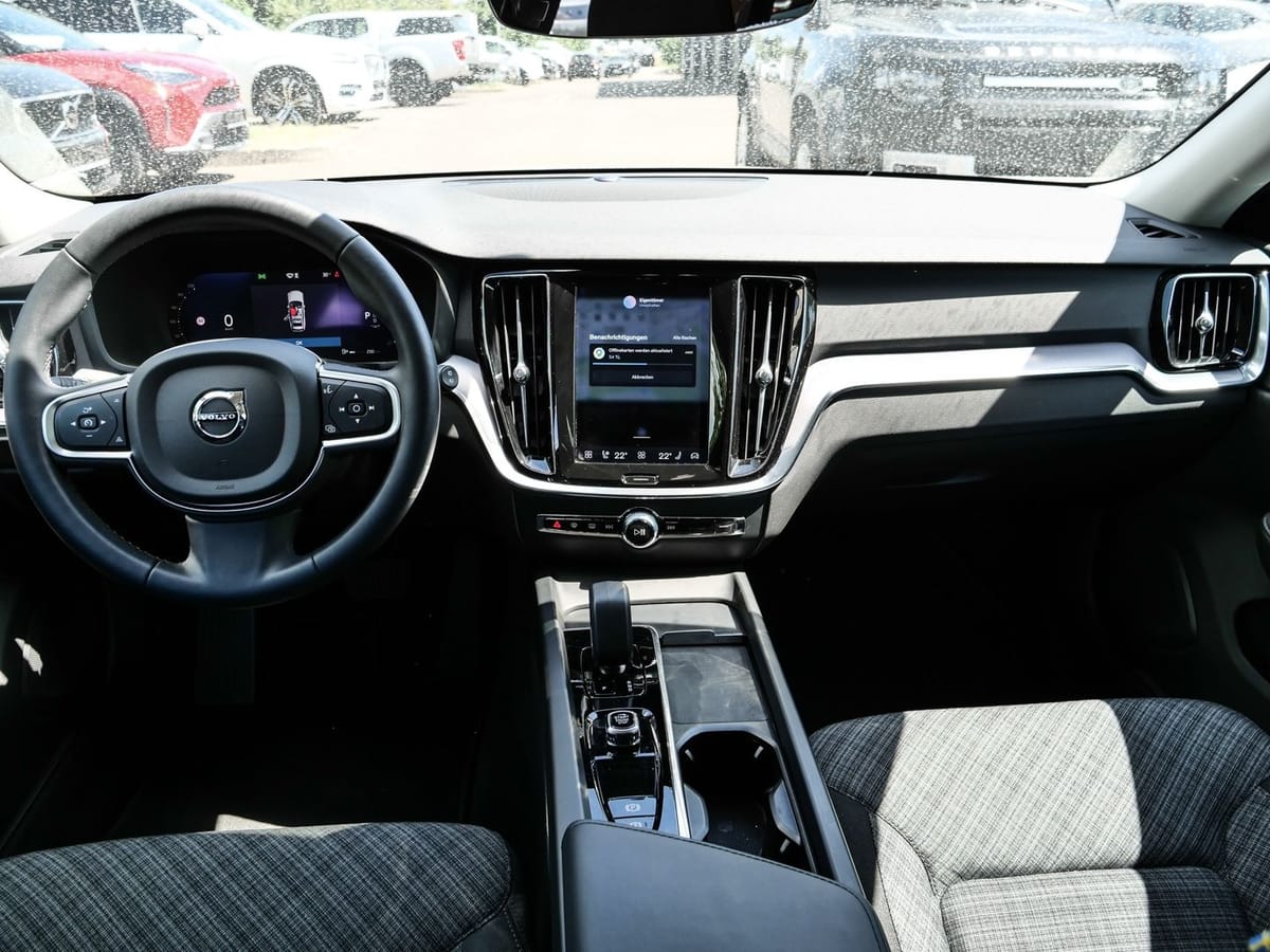 Volvo V60 Kombi Core Digitales Cockpit Soundsystem LED foto 9