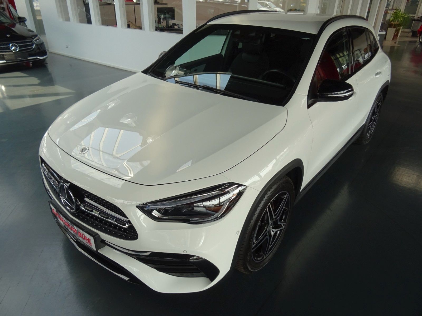 Mercedes-Benz GLA 200 d AMG line/Navi/LED/PDC+Kamera/AHK/Night foto 3