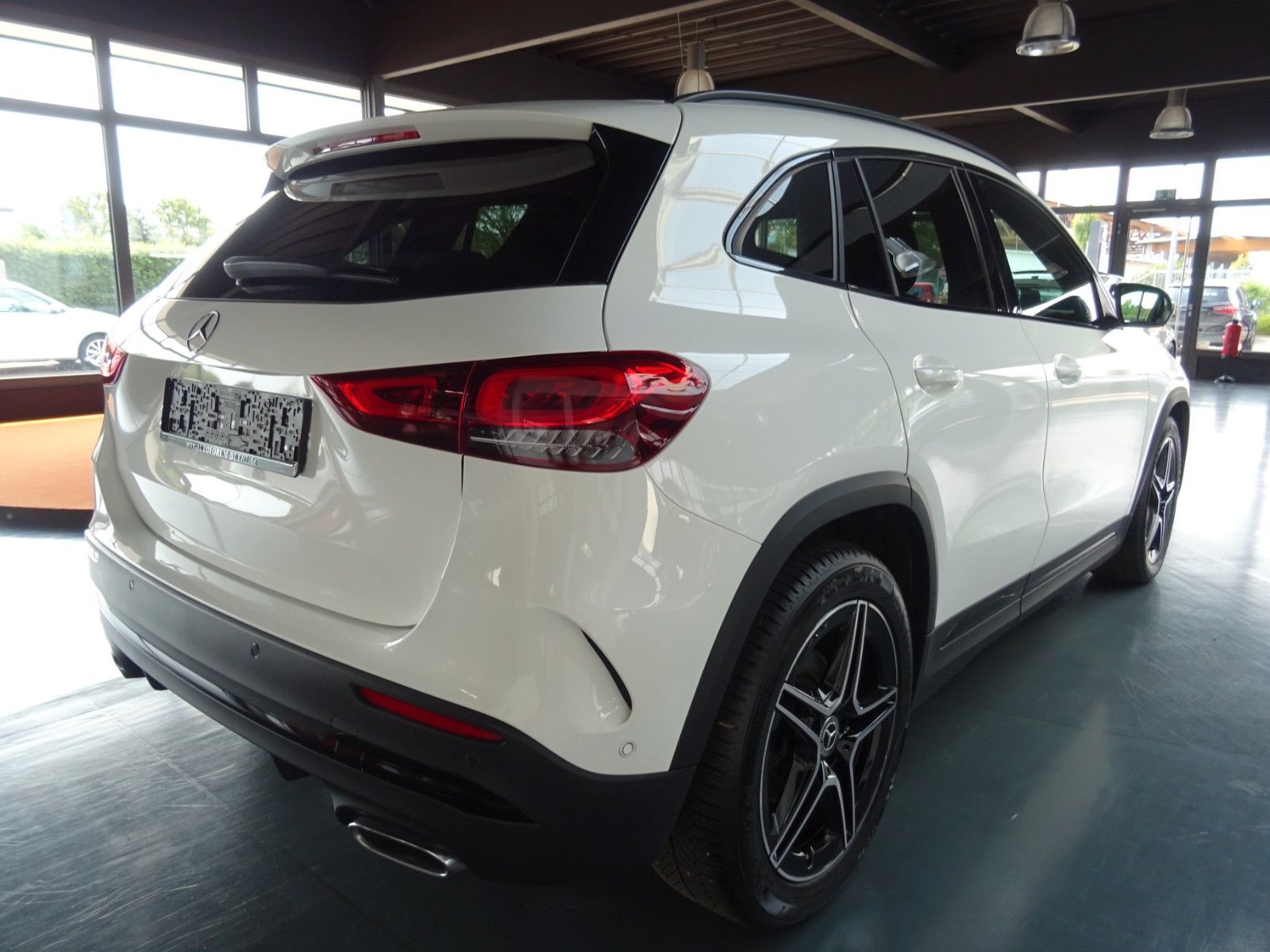 Mercedes-Benz GLA 200 d AMG line/Navi/LED/PDC+Kamera/AHK/Night foto 24