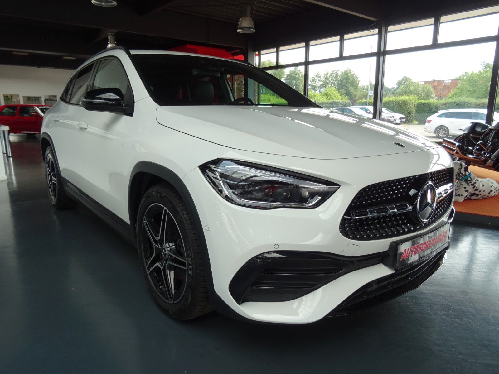 Mercedes-Benz GLA 200 d AMG line/Navi/LED/PDC+Kamera/AHK/Night foto 8