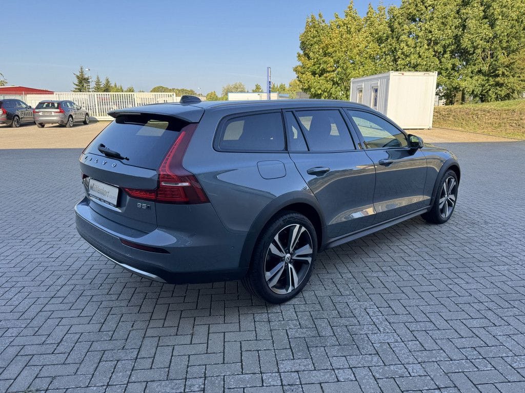 Volvo V60 Cross Country B5 AWD PLUS KAMERA H K STANDHZ foto 2