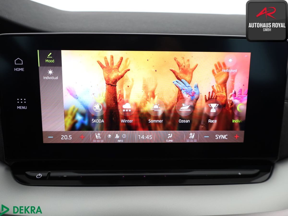 Skoda Octavia Combi 2.0 TDI STYLE PANO HUD MASSAGE ACC foto 17